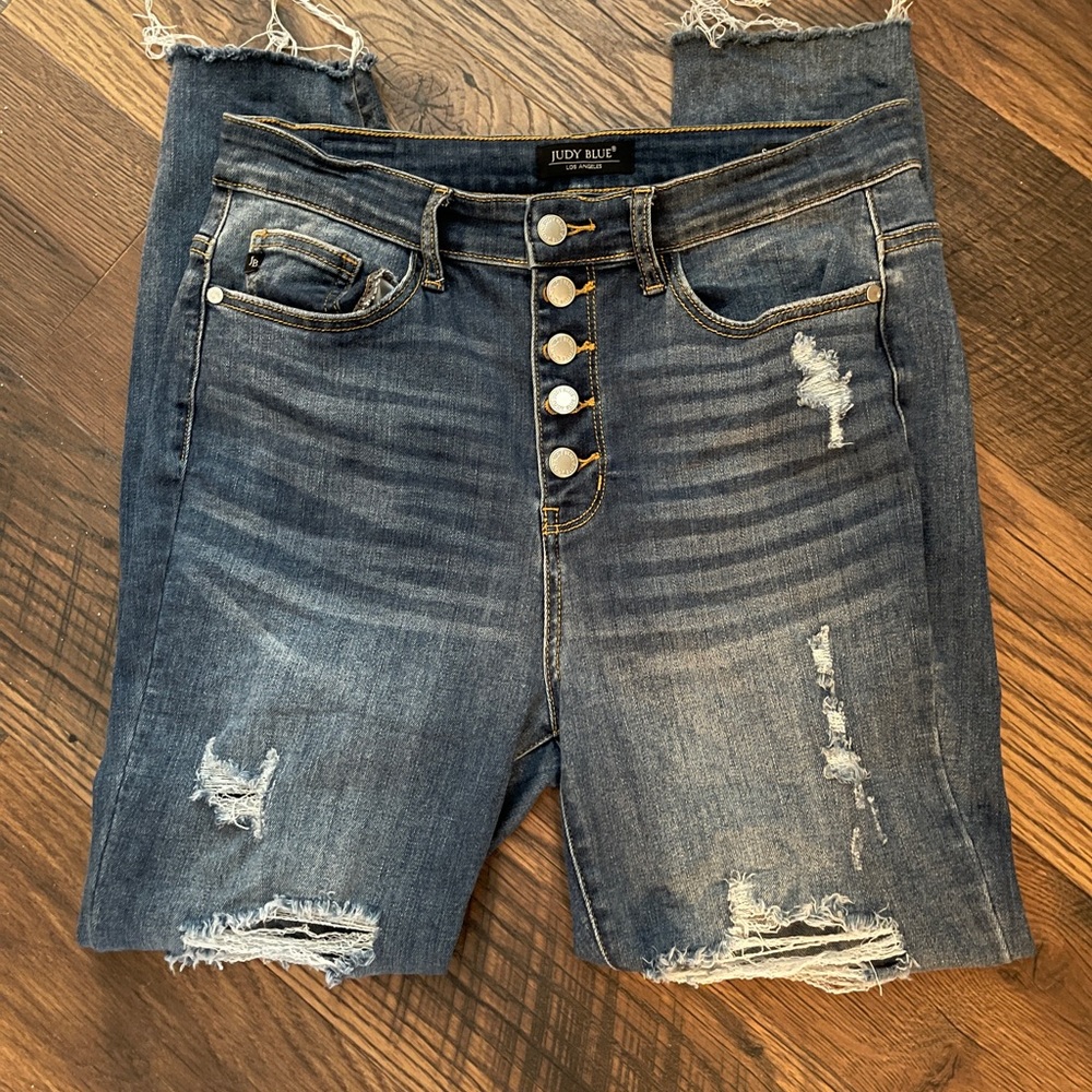 Judy Blue Distressed Jeans